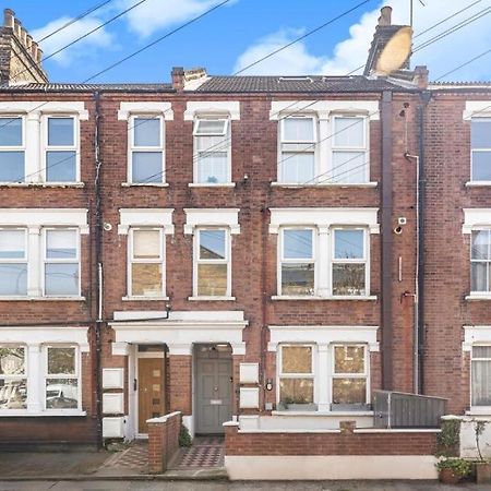 Brilliant 2 Bed Apartment - Spacious, Central & Well-Connected Londres Exterior foto